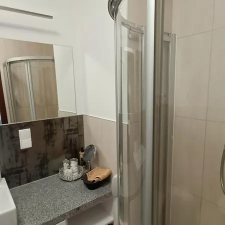 120 W 5 Gwiazdowym Royal Tulip 200 M Od Plazy Dobruk * Kolobřeh